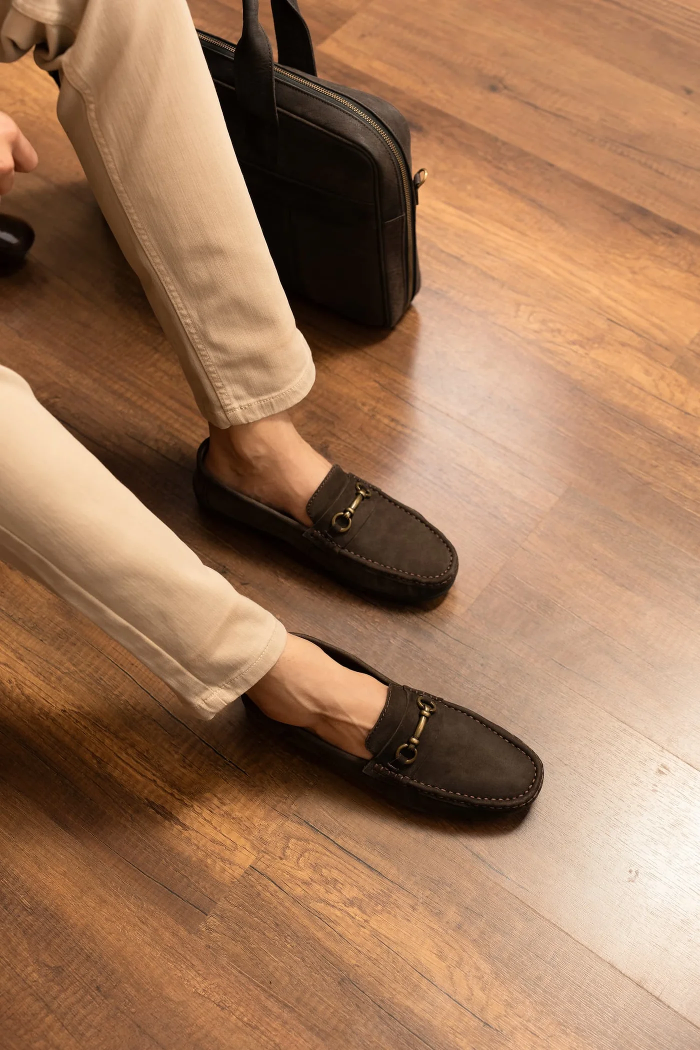 bowman mens suede leather moccasin dark cocoa top view julke bowman mens suede leather moccasin dark cocoa top view julke