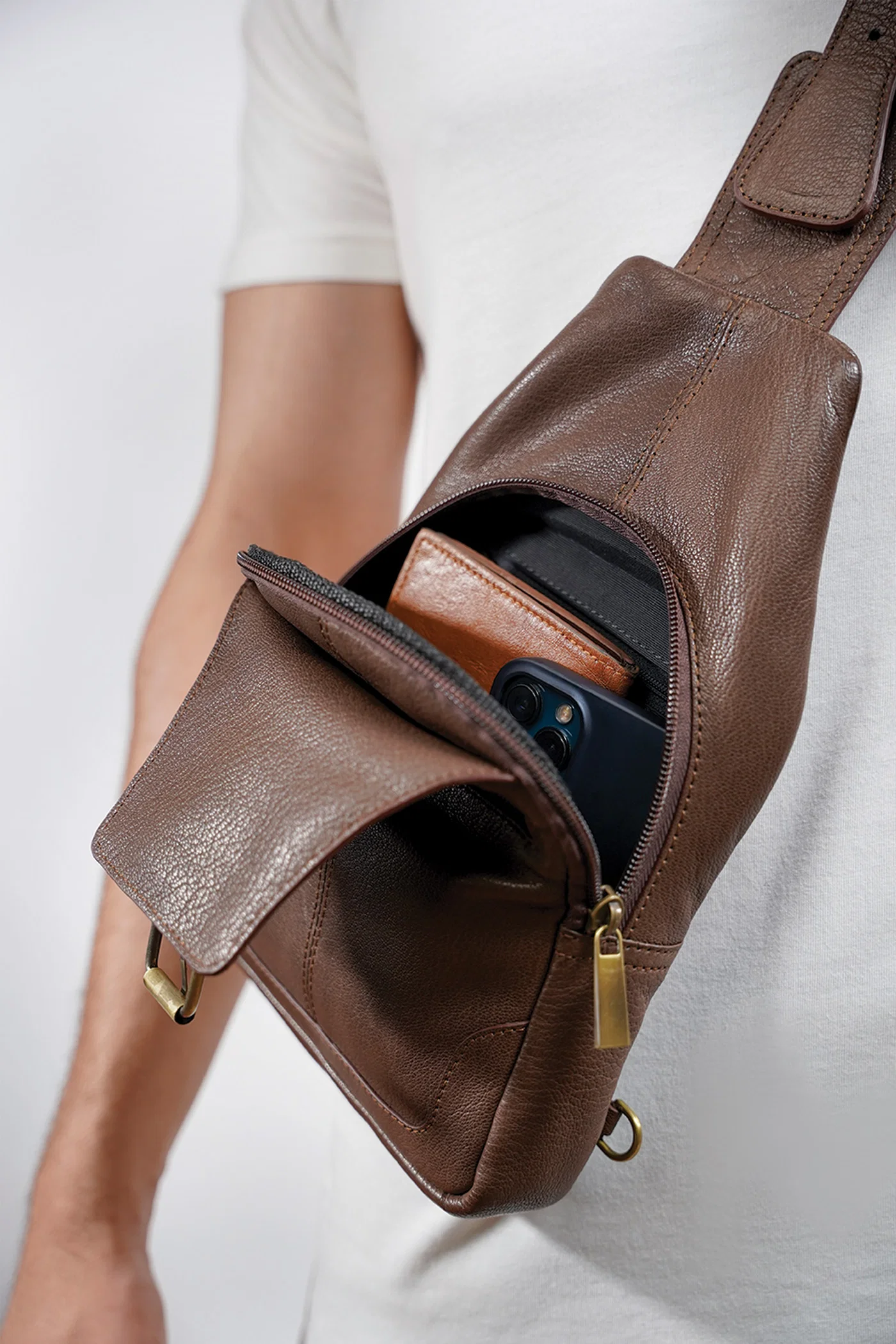 carlow leather crossbody travel bag dark brown inside pocket view julke carlow leather crossbody travel bag dark brown inside pocket view julke