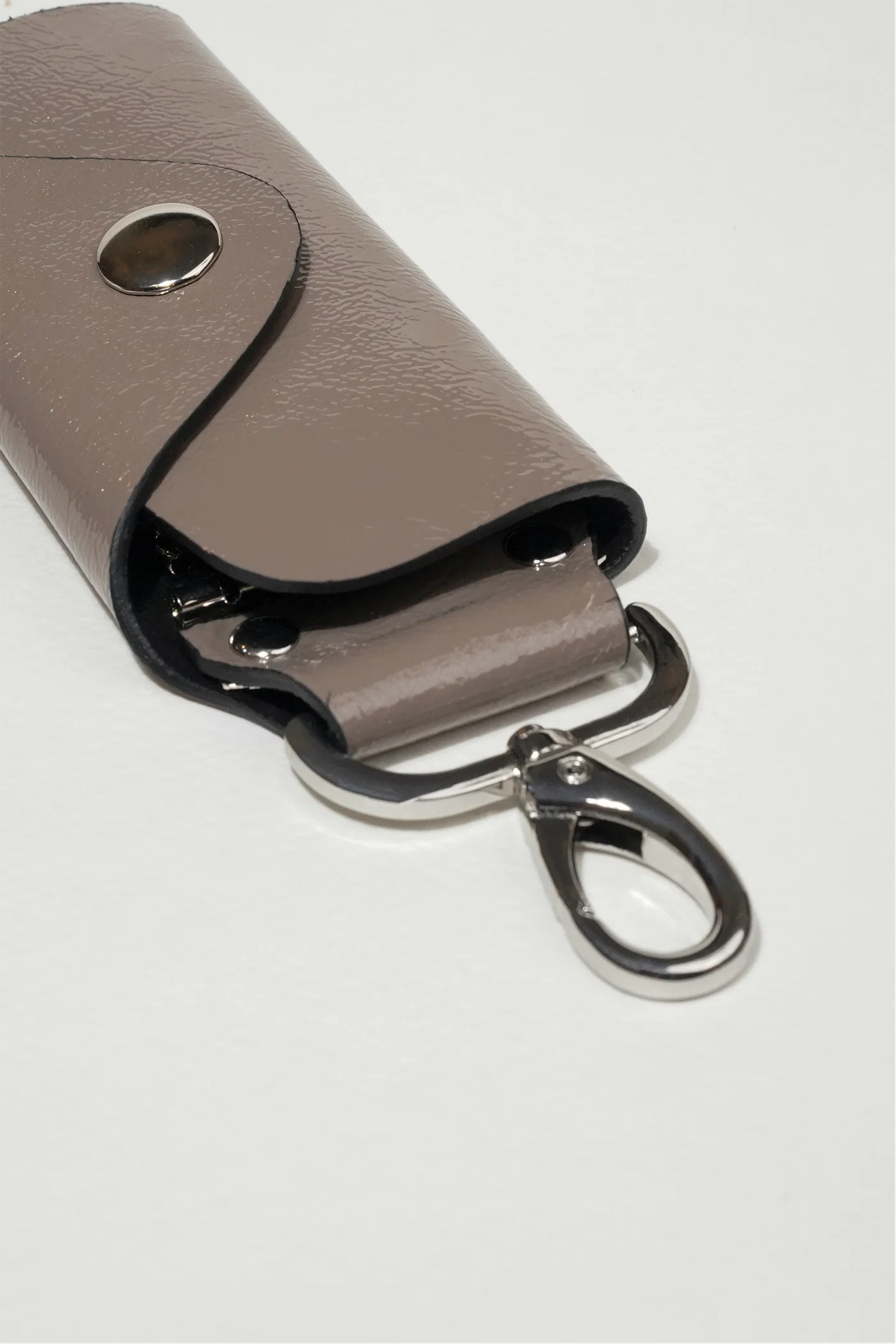 kells leather key ring set ash grey glossy silver metal hook front zoom view julke kells leather key ring set ash grey glossy silver metal hook front zoom view julke