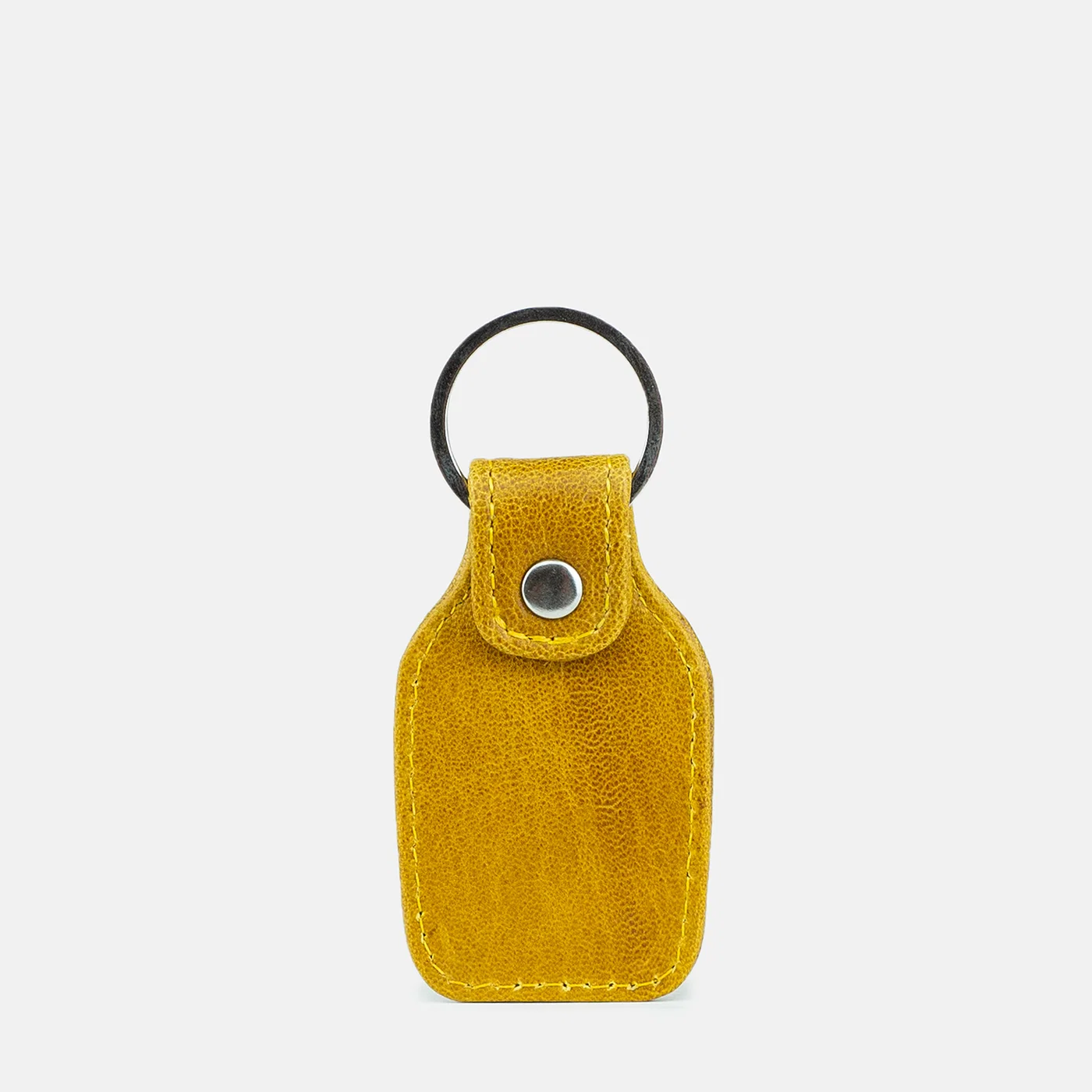 leatherkeychain mustardcolor backview julke leatherkeychain mustardcolor backview julke