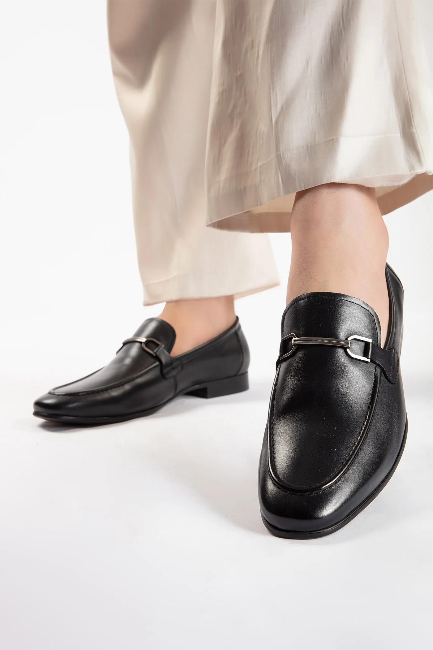 pierre mens leather shoe slip on round toe black rubber leather sole metal horsebit buckle top view julke pierre mens leather shoe slip on round toe black rubber leather sole metal horsebit buckle top view julke