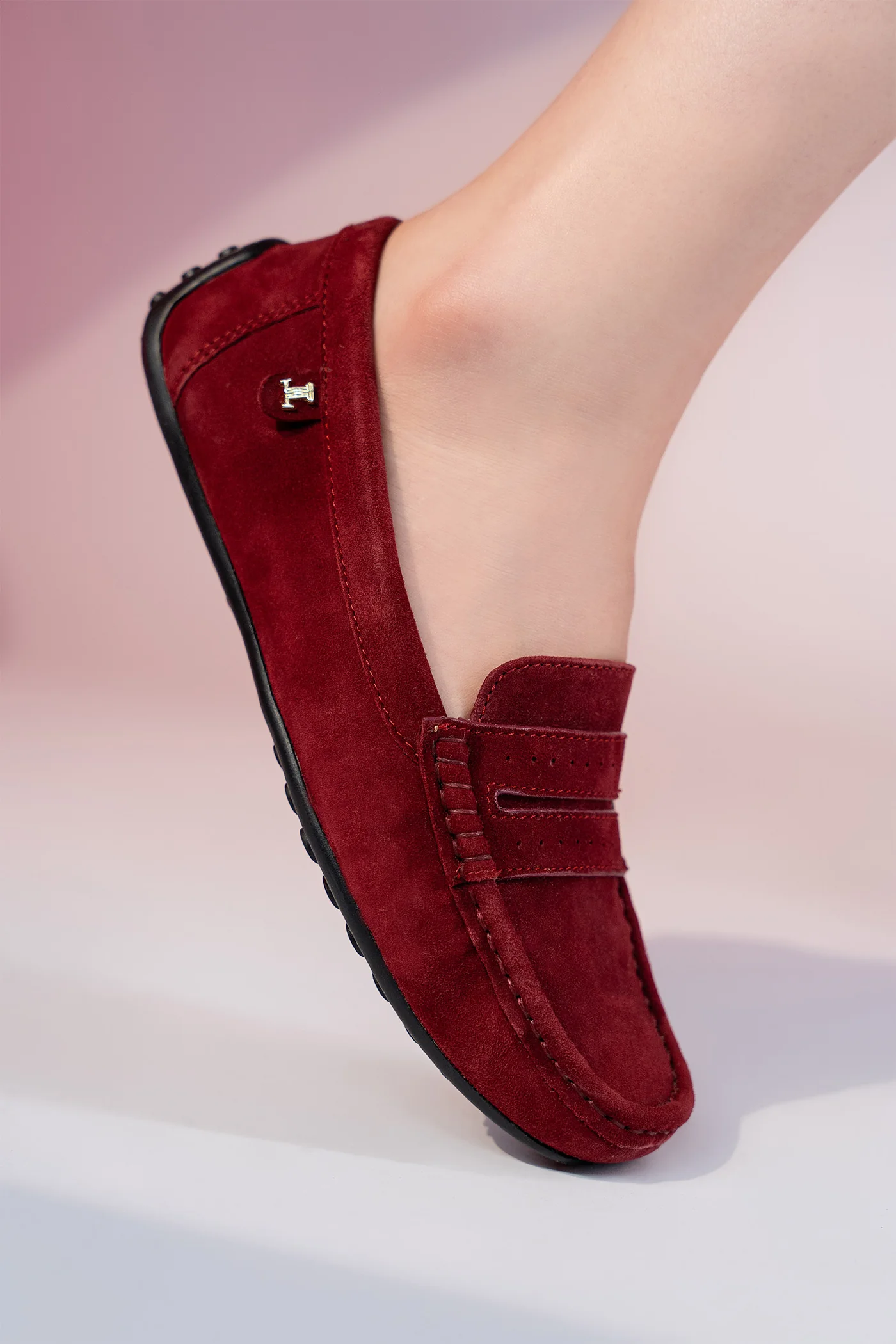 tabby women winter suede leather moccasins dark plum side zoom view julke tabby women winter suede leather moccasins dark plum side zoom view julke