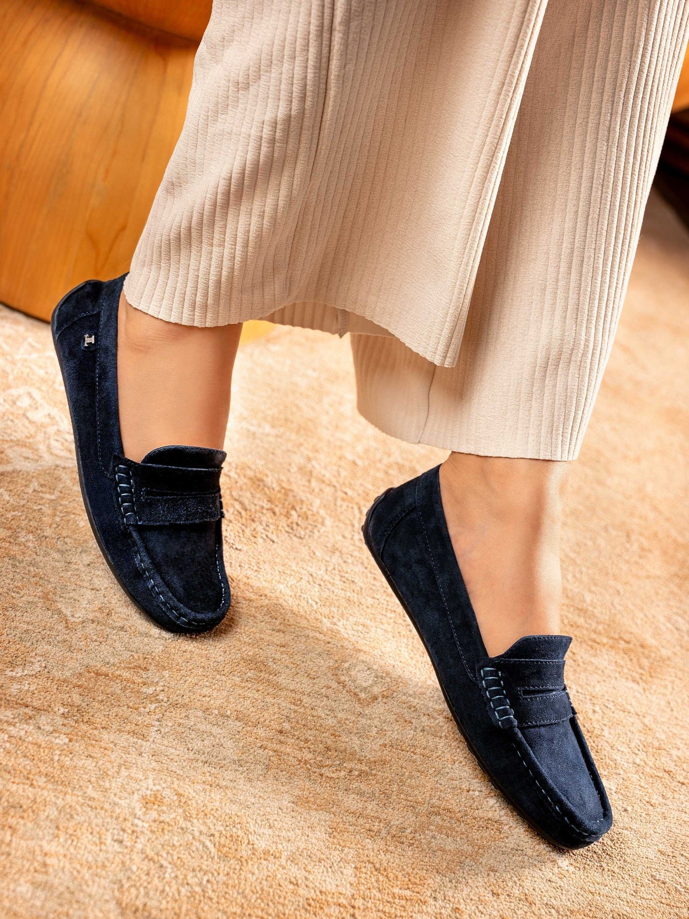 tabby women winter suede leather moccasins royal navy inner side view julke tabby women winter suede leather moccasins royal navy inner side view julke