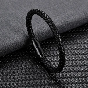 torrin leather wristbands julke 2 141a1123 1691 4d7c 90c0 e330ca8cc692(3)